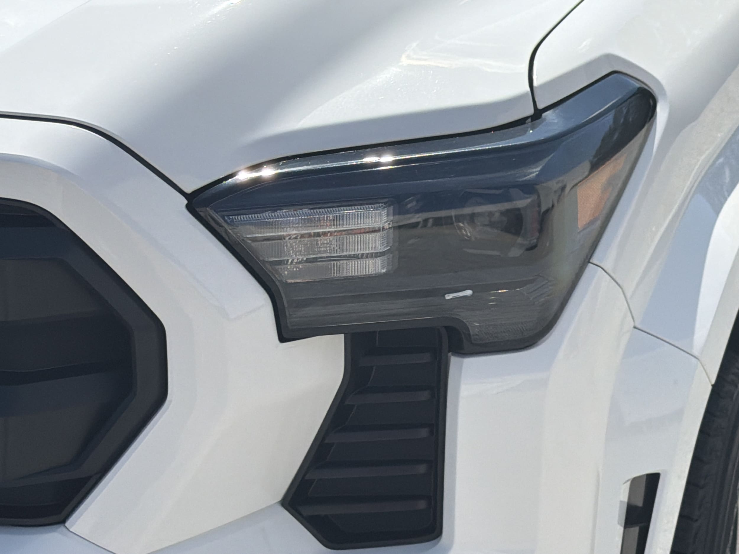 2024 Toyota Tacoma SR5 - Photo 35