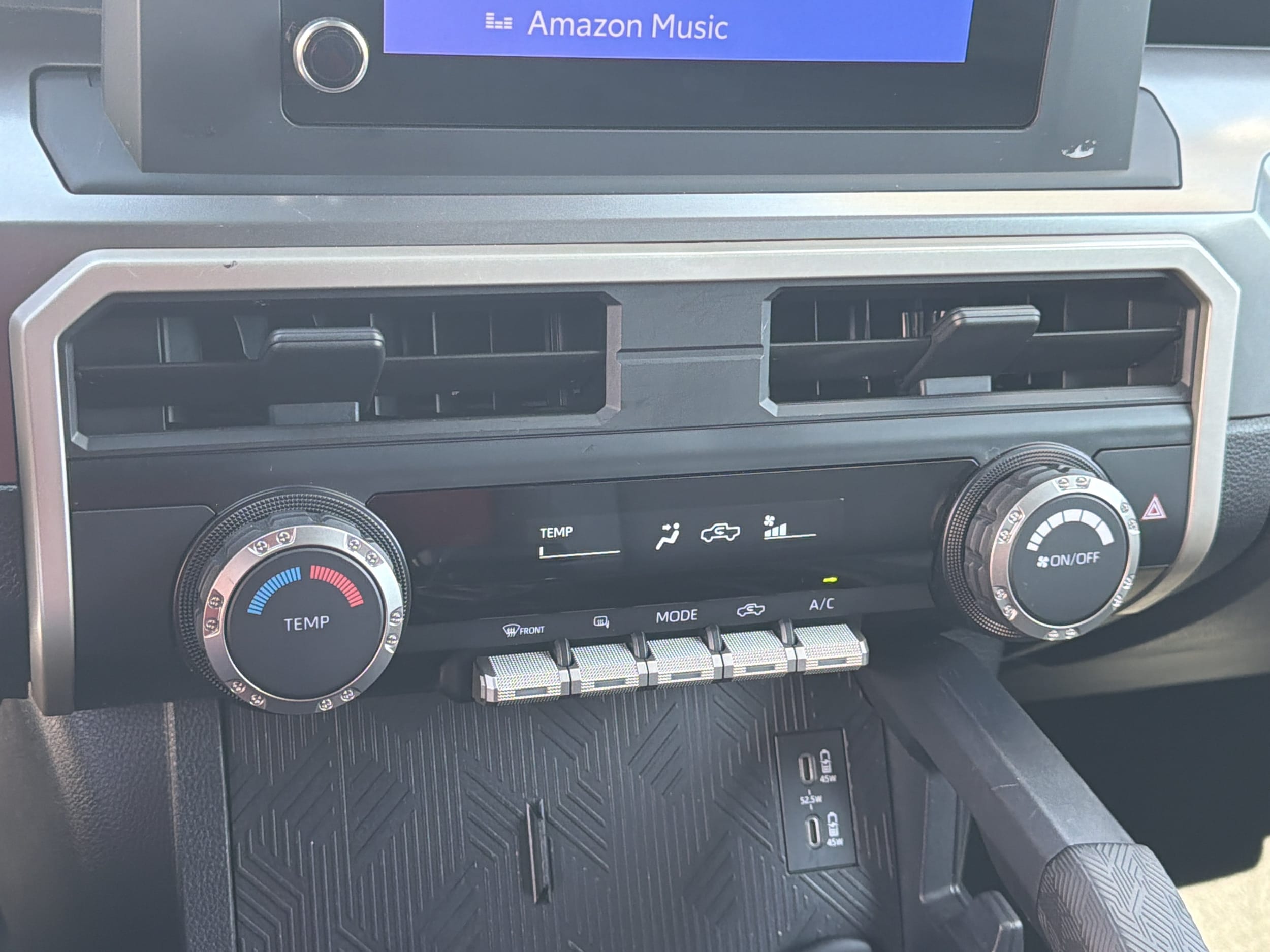2024 Toyota Tacoma SR5 - Photo 6