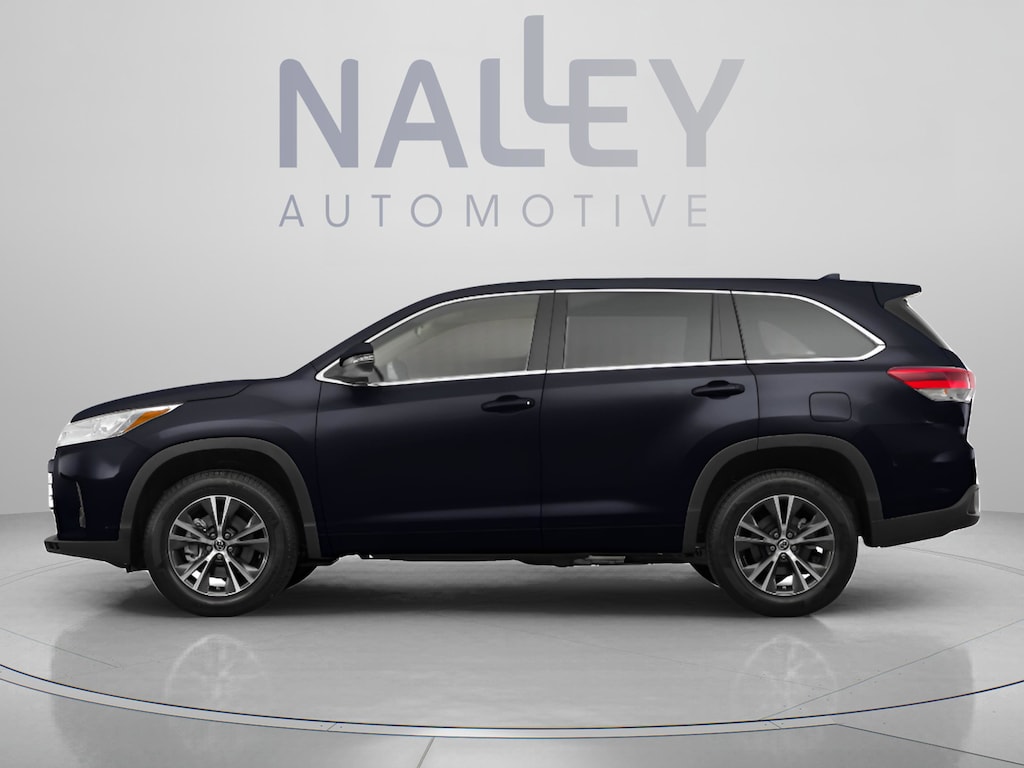 Used 2017 Toyota Highlander LE SUV