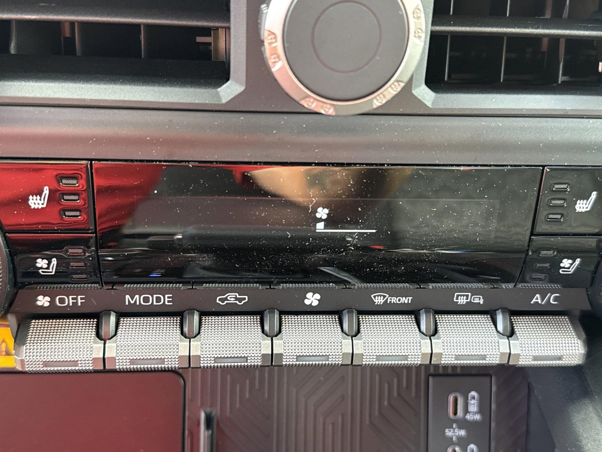 2025 Toyota Tacoma Limited - Photo 16