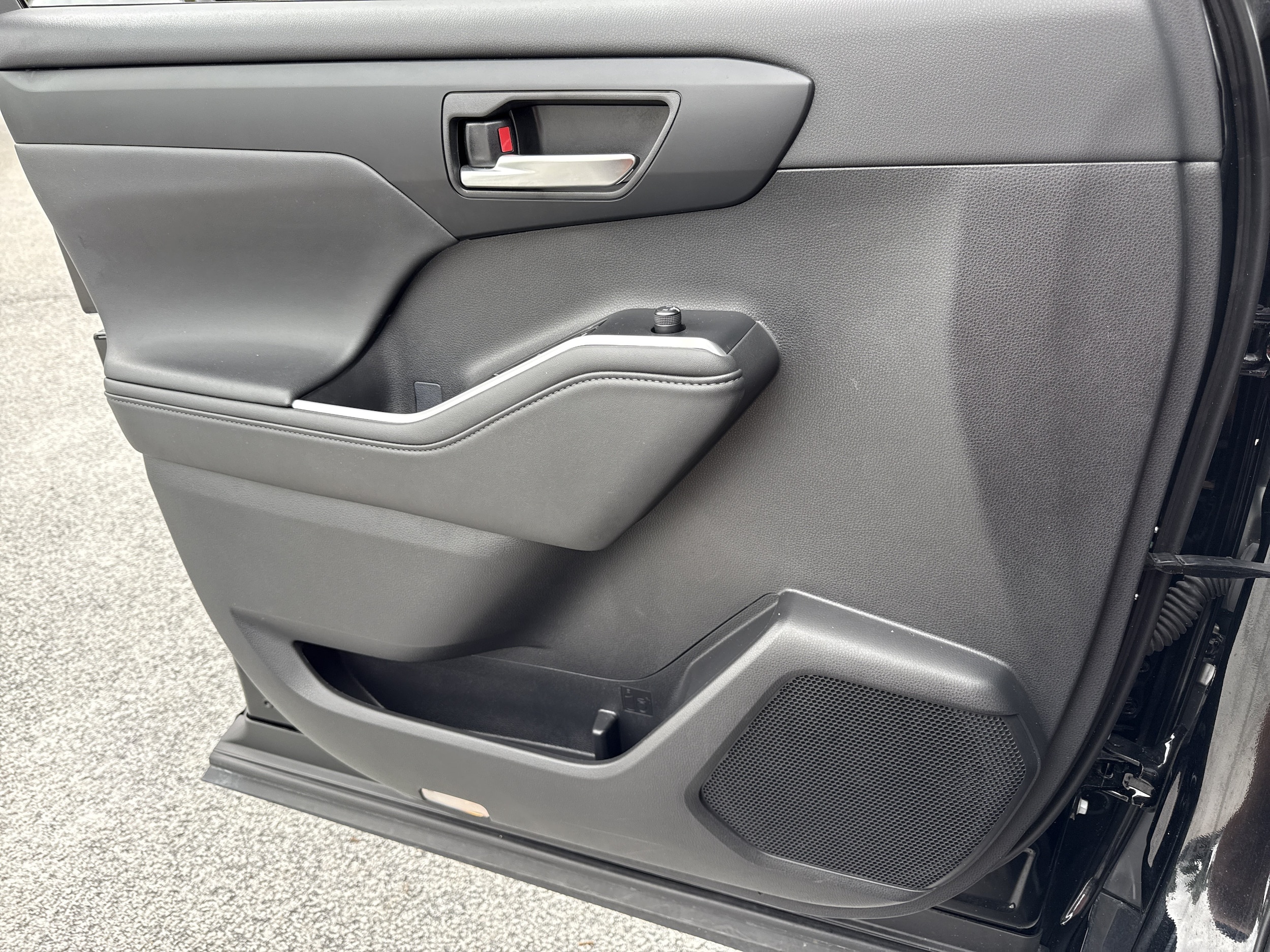 2025 Toyota Highlander XSE - Photo 16