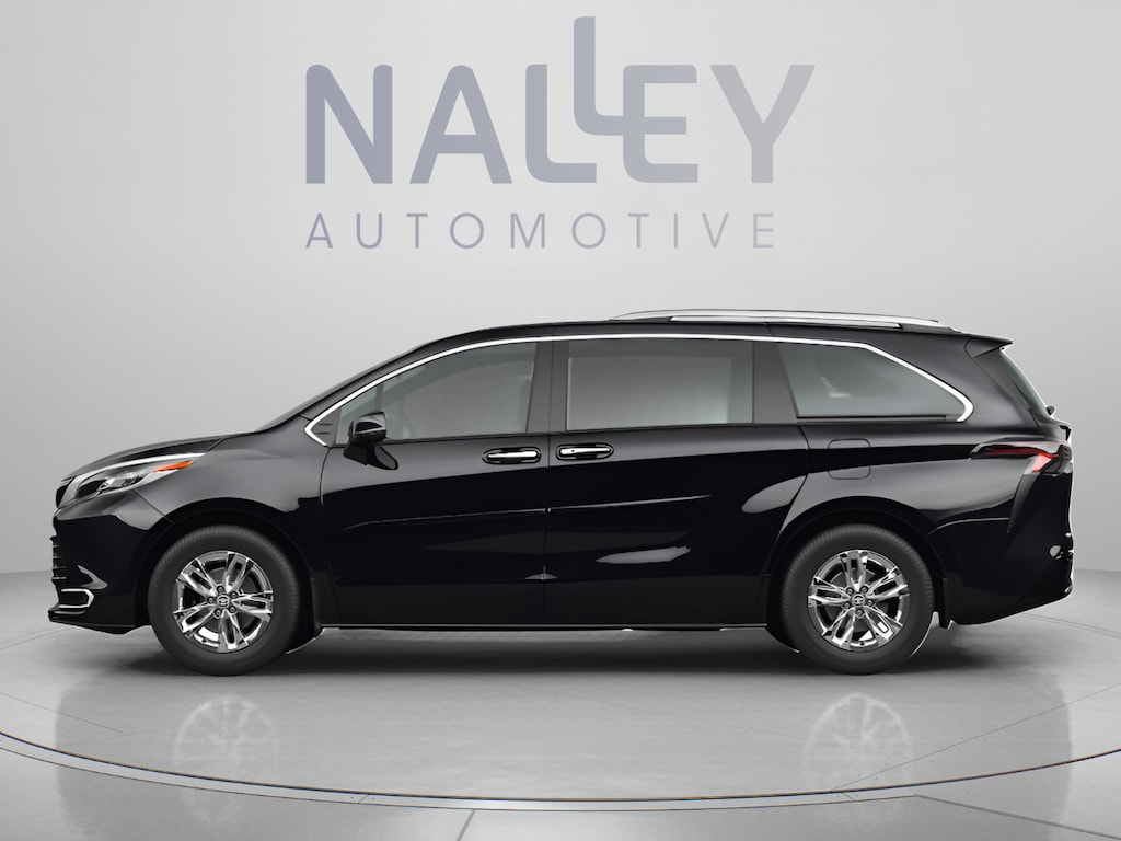 New 2026 Toyota Sienna XLE 8 PASSENGER