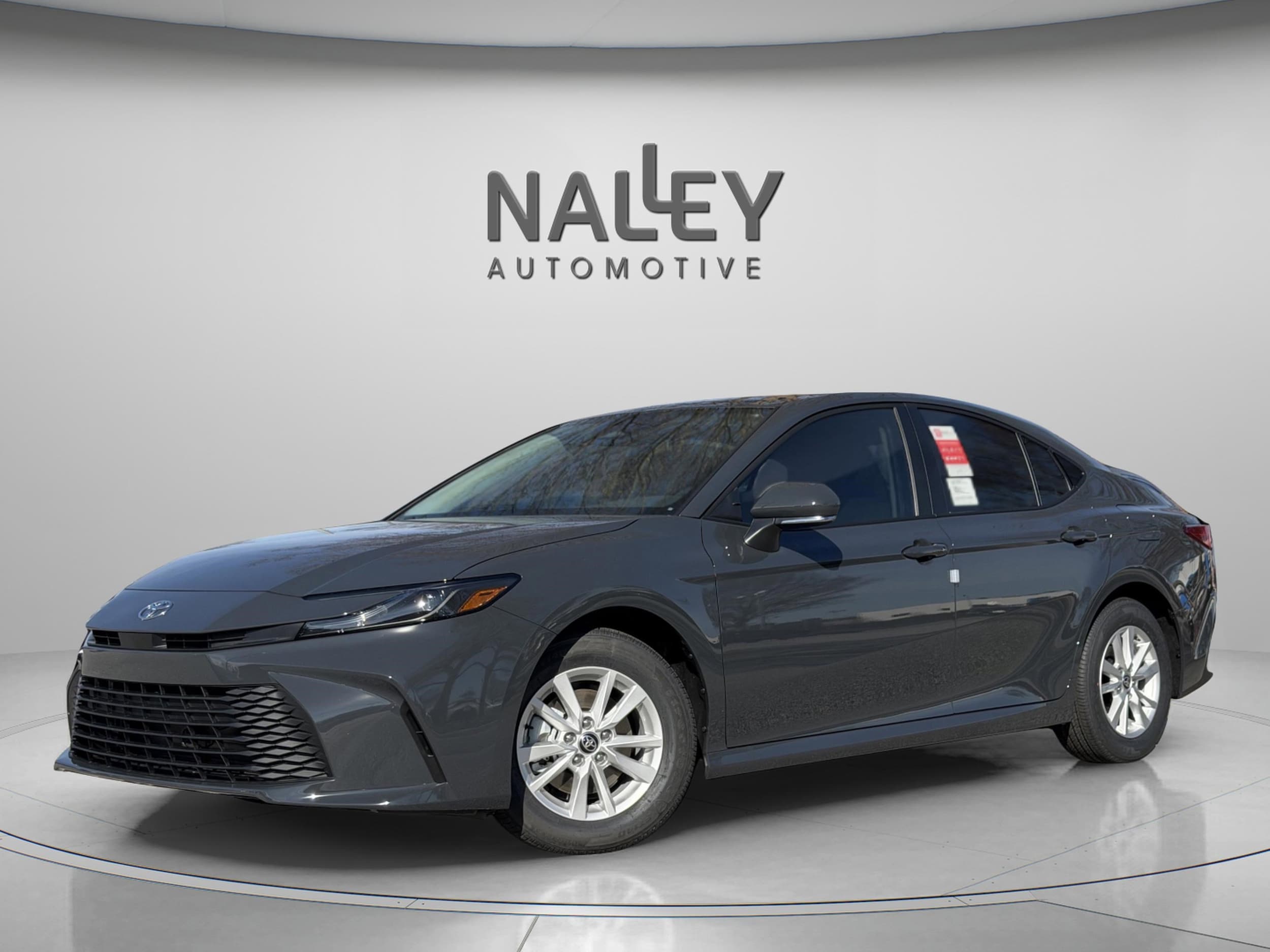 2026 Toyota Camry LE's photo