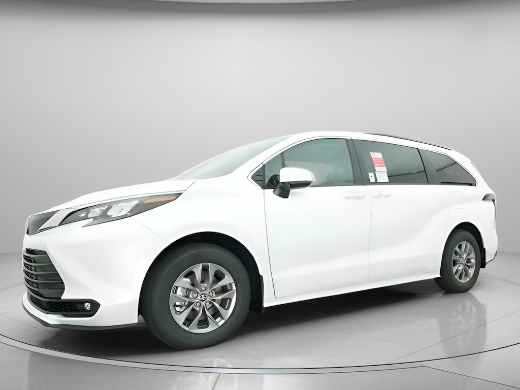 New 2026 Toyota Sienna XLE Van Passenger Van