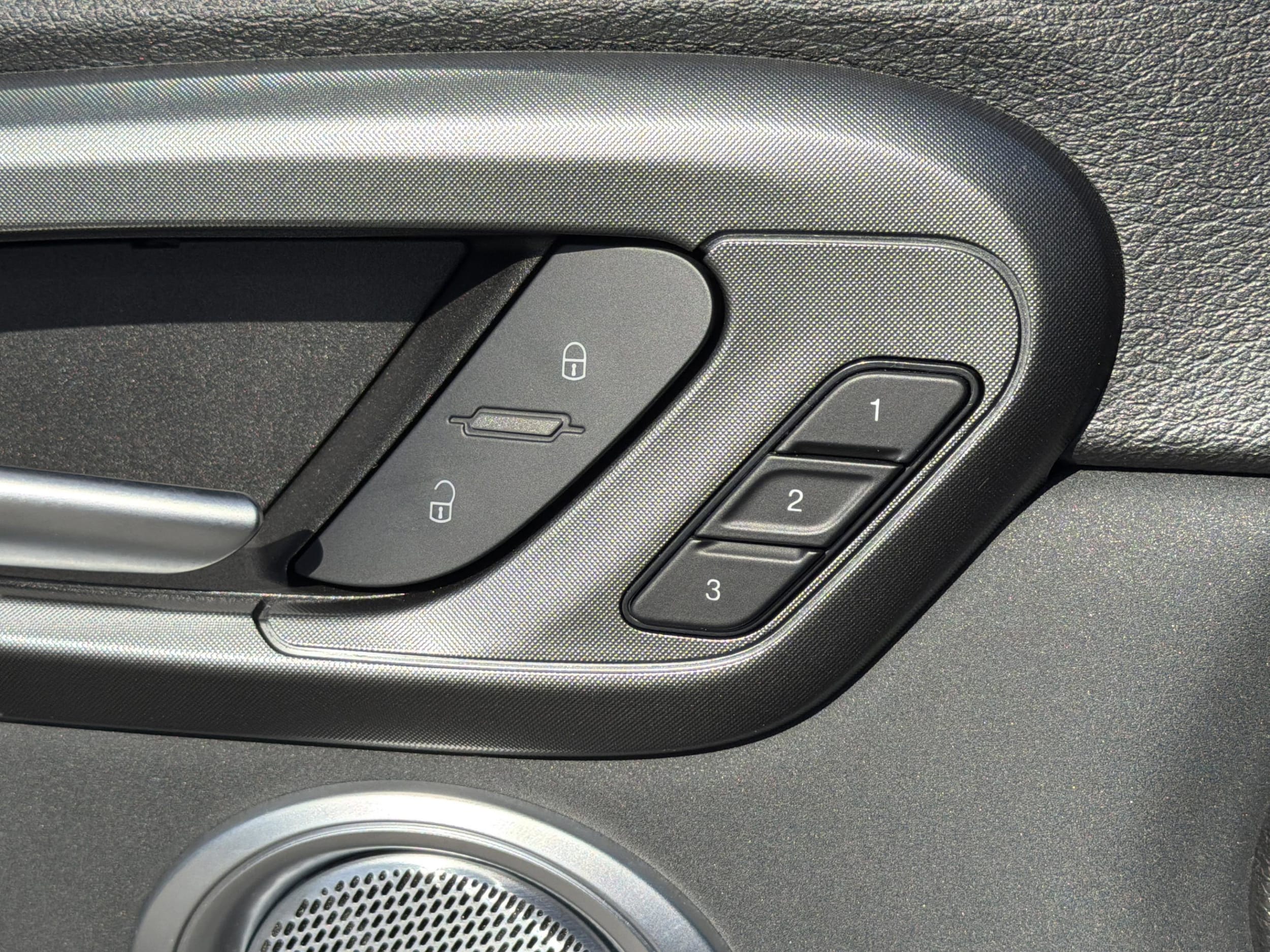 2024 Dodge Hornet R/T Plus - Photo 18