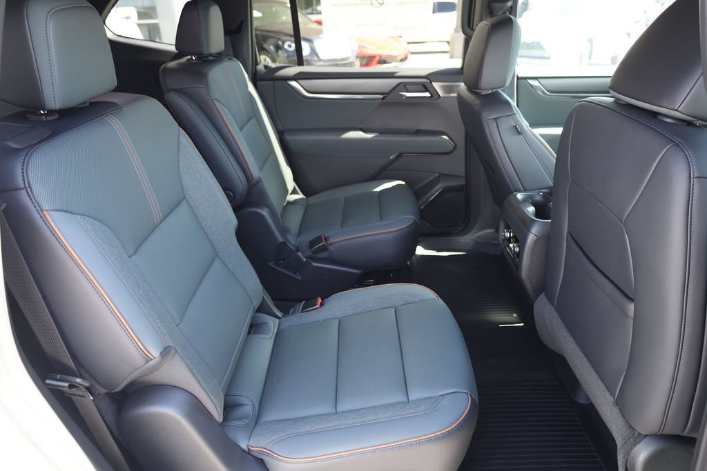2027 GMC Acadia AT4 - Photo 18
