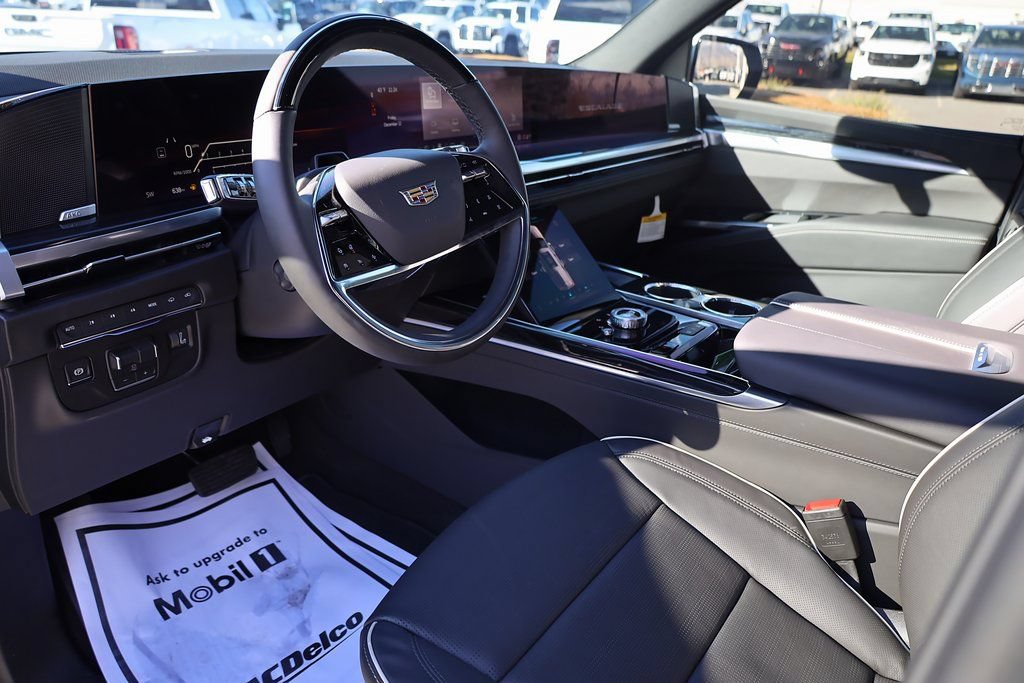 2026 Cadillac Escalade Sport - Photo 12