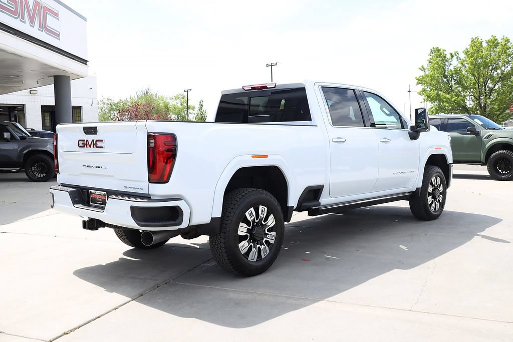 2026 GMC Sierra 3500HD Denali - Photo 6