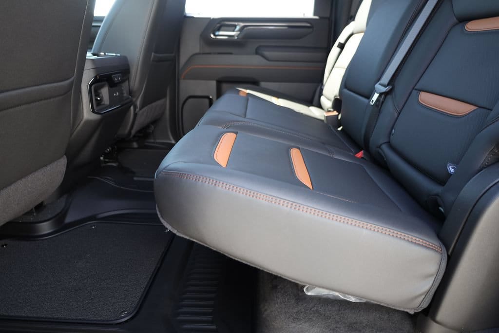 2026 GMC Sierra 3500HD AT4 - Photo 19