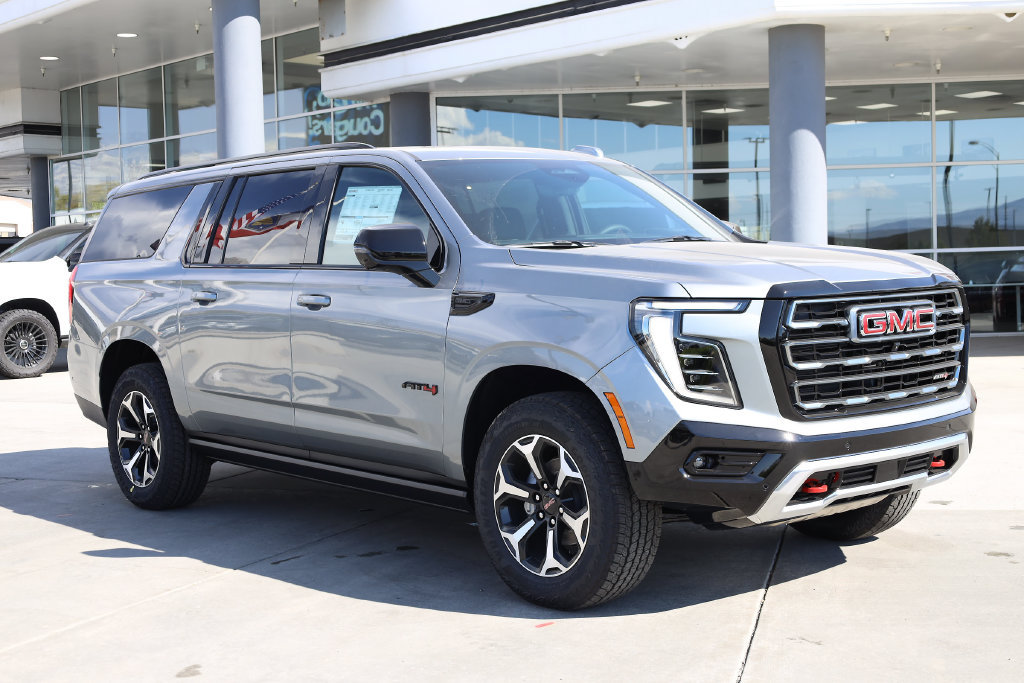 2027 GMC Yukon XL AT4 - Photo 8