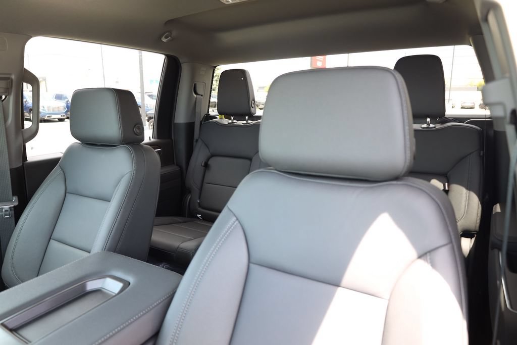 2026 GMC Sierra 3500HD SLT - Photo 17