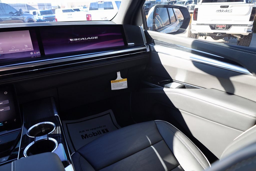 2026 Cadillac Escalade Sport - Photo 20