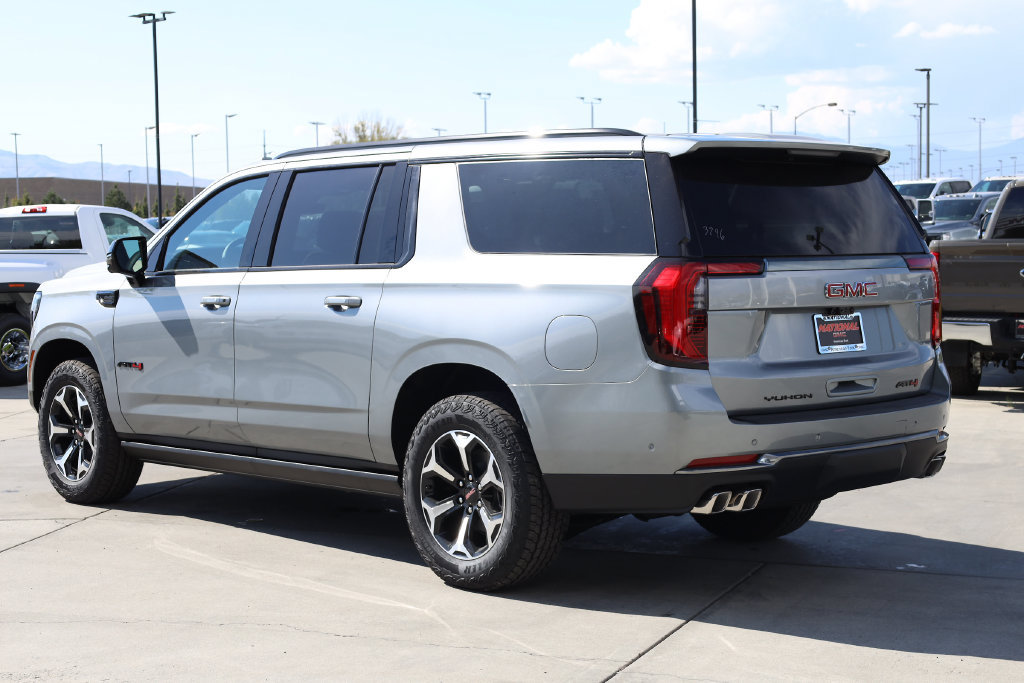 2027 GMC Yukon XL AT4 - Photo 4