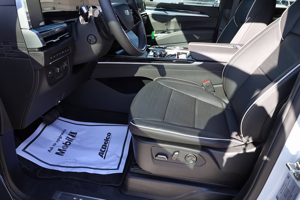 2026 Cadillac Escalade ESV Sport - Photo 11