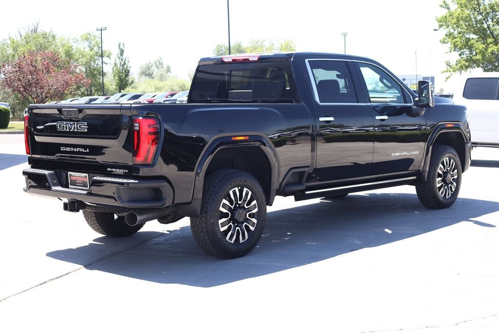 2026 GMC Sierra 3500HD Denali Ultimate - Photo 6