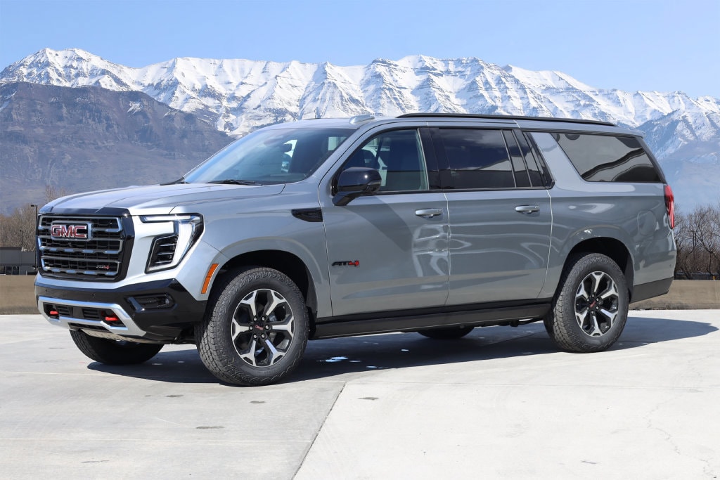 2027 GMC Yukon XL AT4 - Photo 2