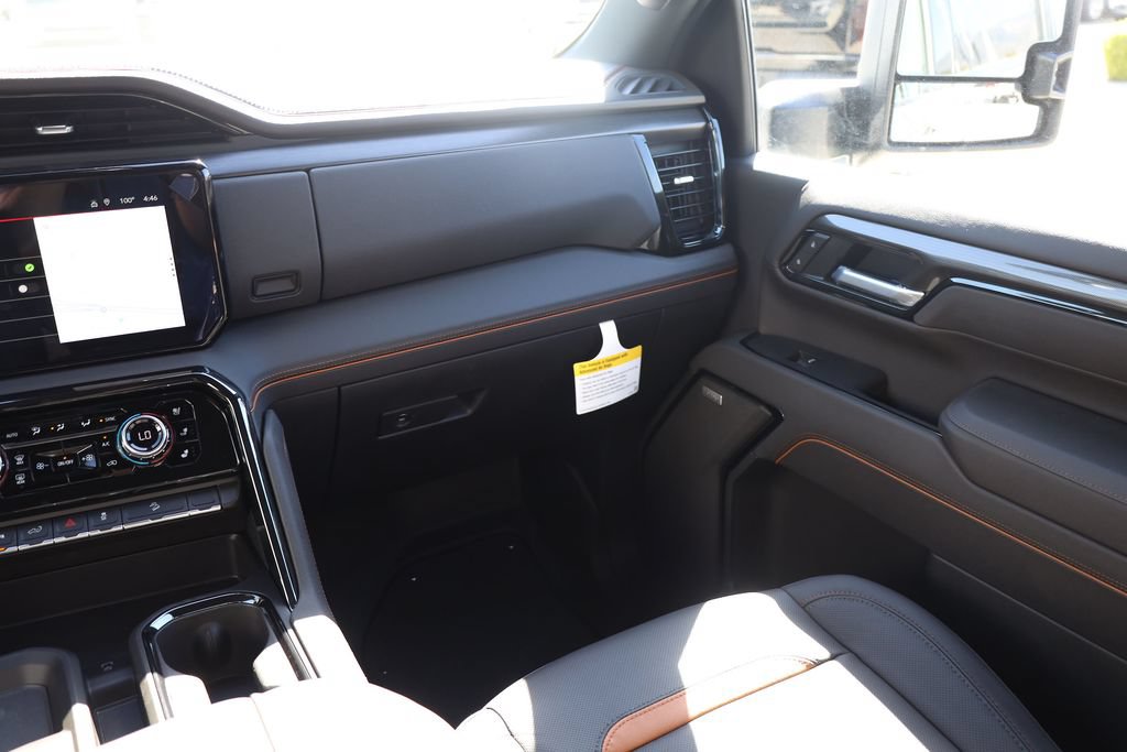 2026 GMC Sierra 3500HD AT4 - Photo 22