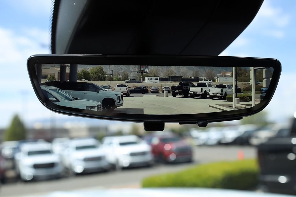 2026 GMC Sierra 3500HD Denali - Photo 17
