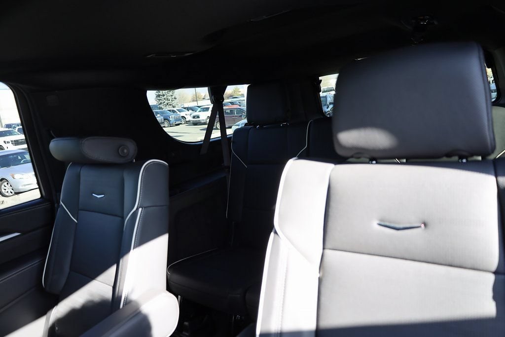 2026 Cadillac Escalade ESV Sport - Photo 18