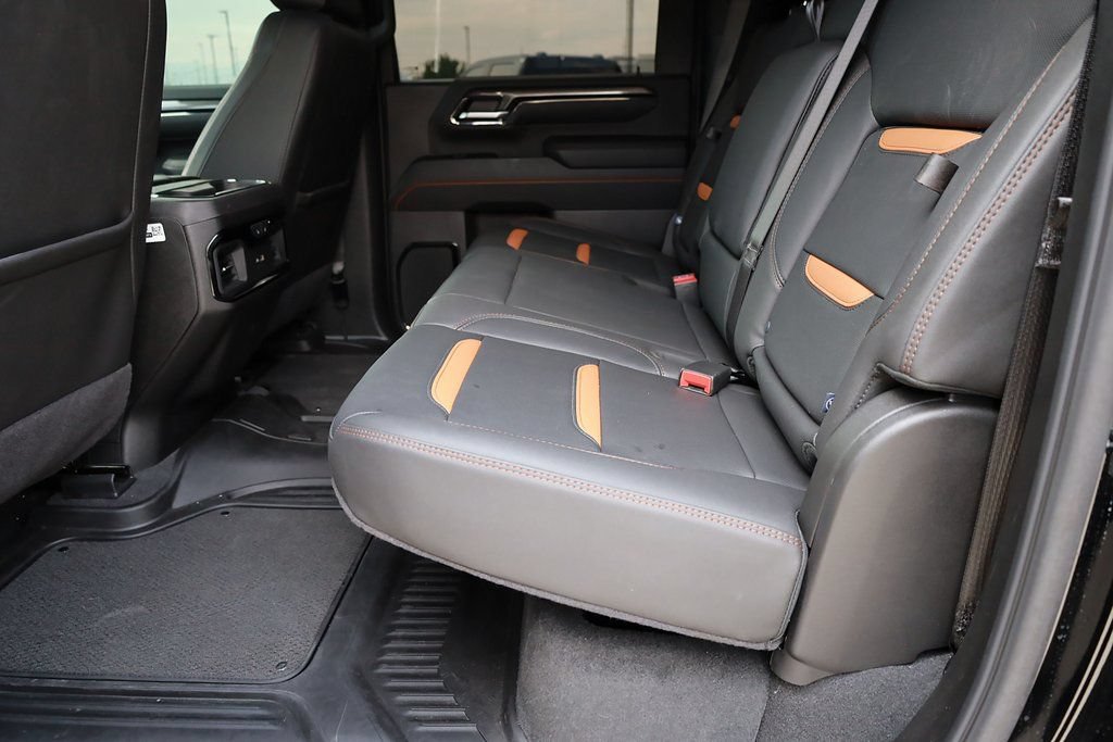 2025 GMC Sierra 3500HD AT4 - Photo 20