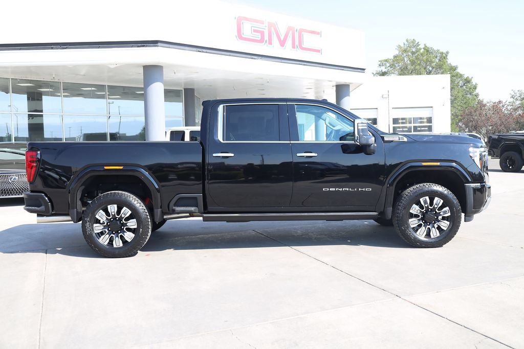 2026 GMC Sierra 3500HD Denali - Photo 7