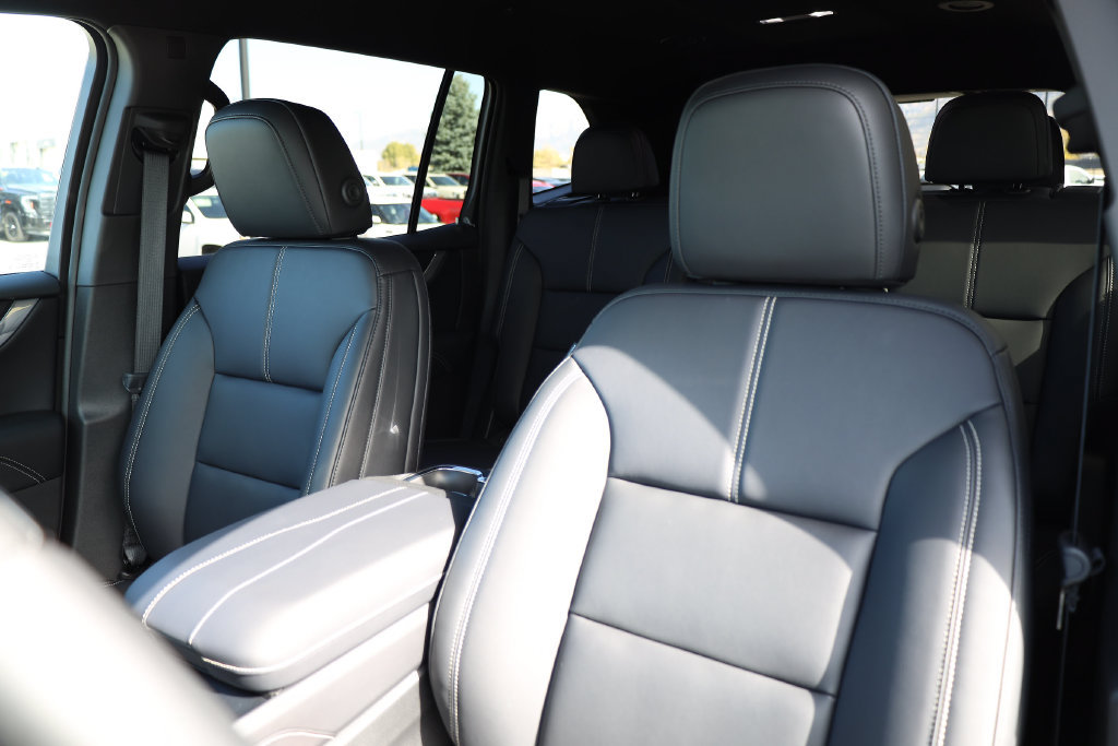 2027 GMC Acadia Elevation - Photo 17