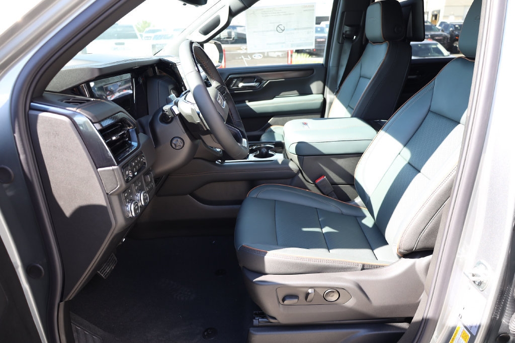 2027 GMC Yukon XL AT4 - Photo 11