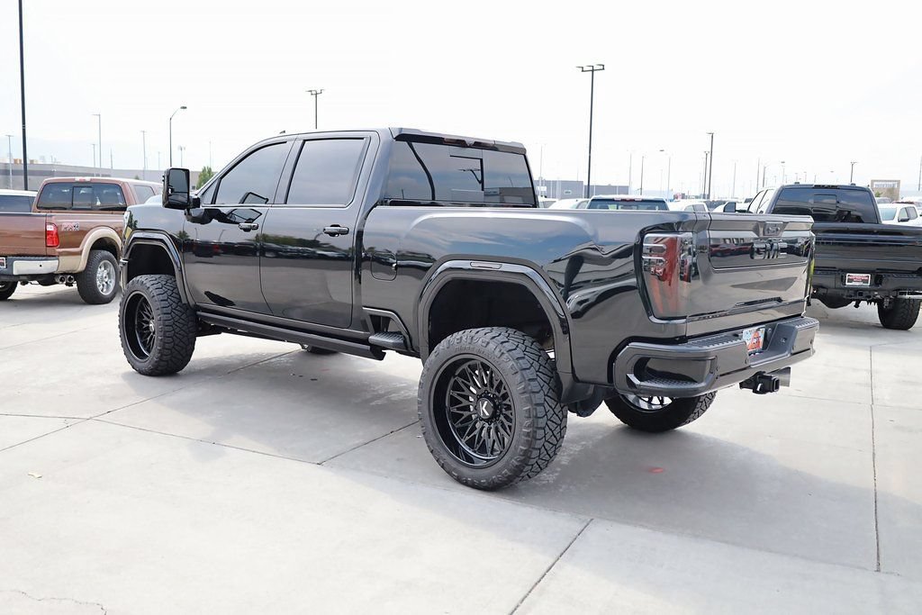 2025 GMC Sierra 3500HD AT4 - Photo 4
