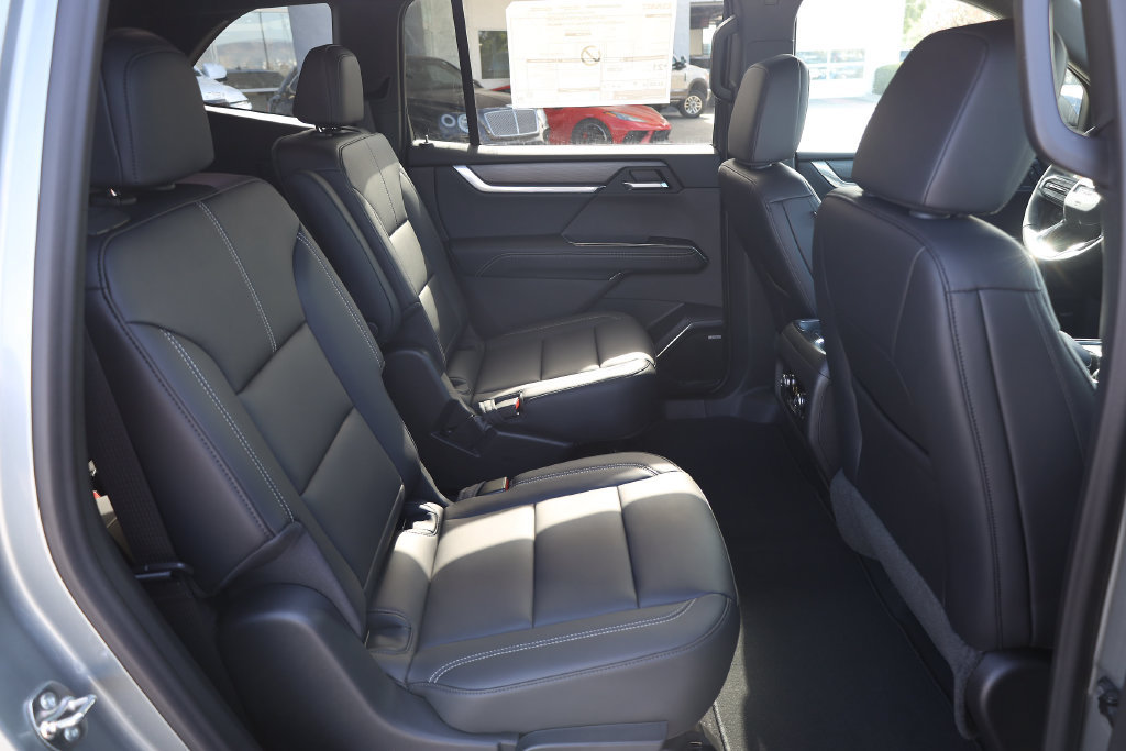 2027 GMC Acadia Elevation - Photo 18