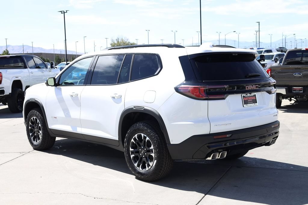 2027 GMC Acadia AT4 - Photo 4