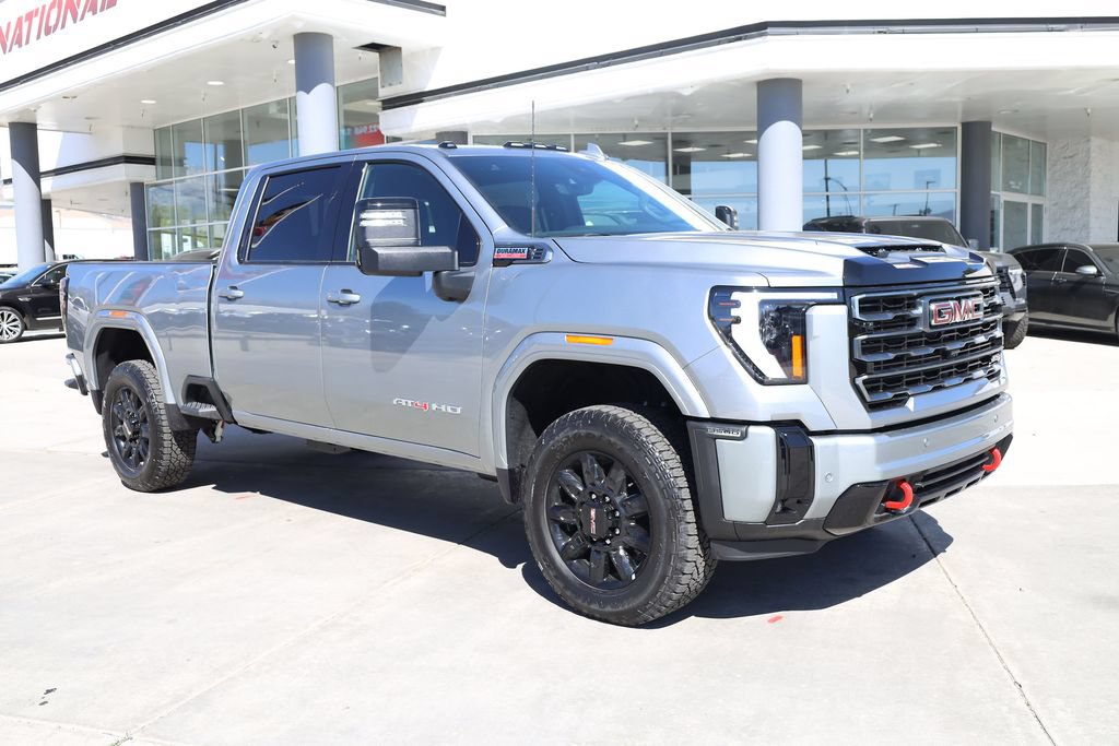 2026 GMC Sierra 3500HD AT4 - Photo 8