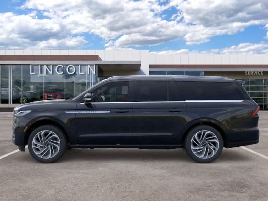 New 2026 Lincoln Navigator L Reserve 4x4