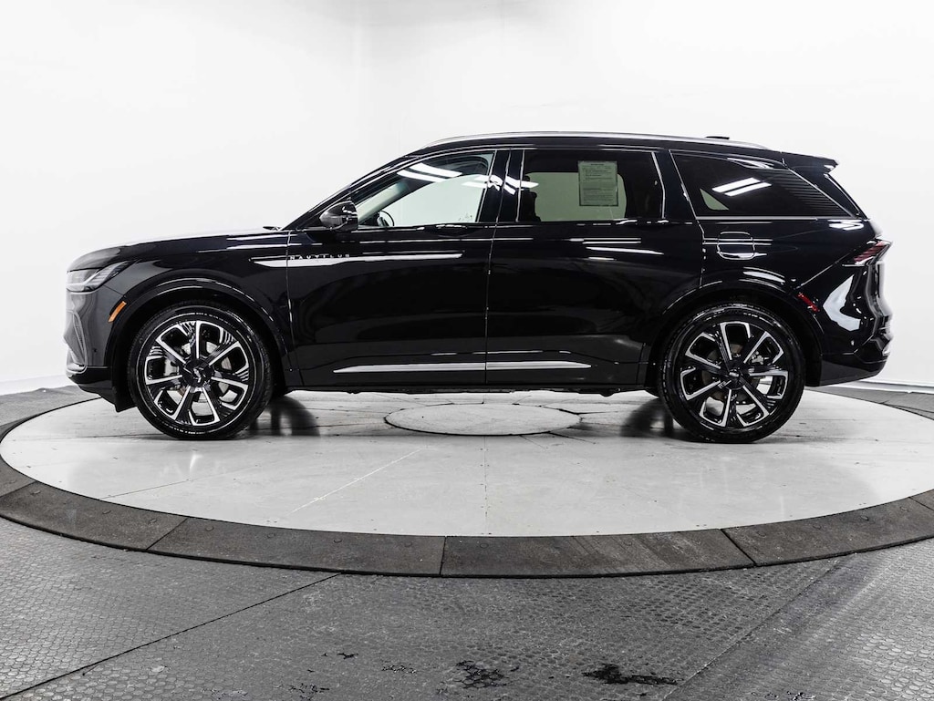 Certified 2024 Lincoln Nautilus Reserve AWD