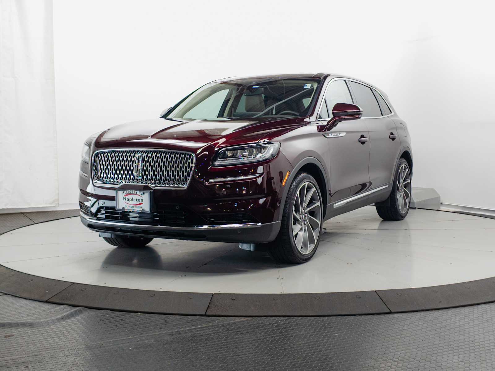 2023 Lincoln Nautilus Reserve FWD's photo