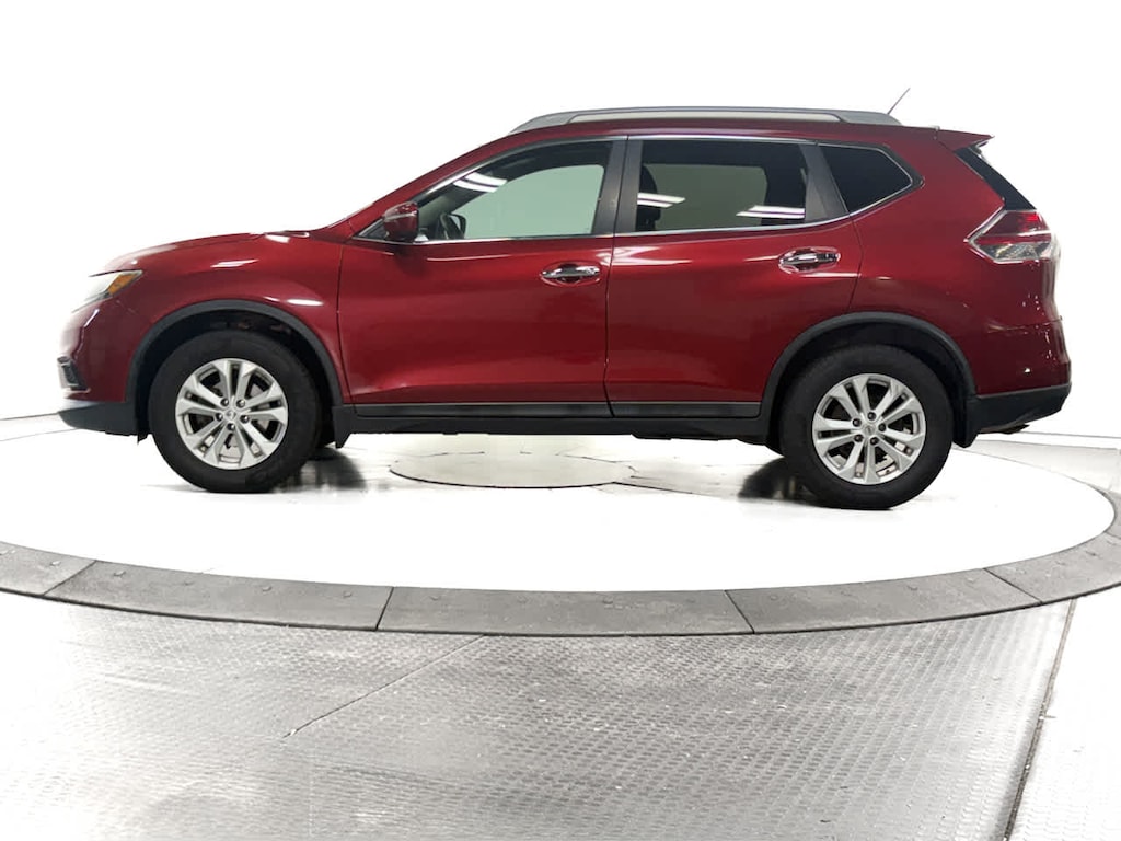 Used 2014 Nissan Rogue SV AWD