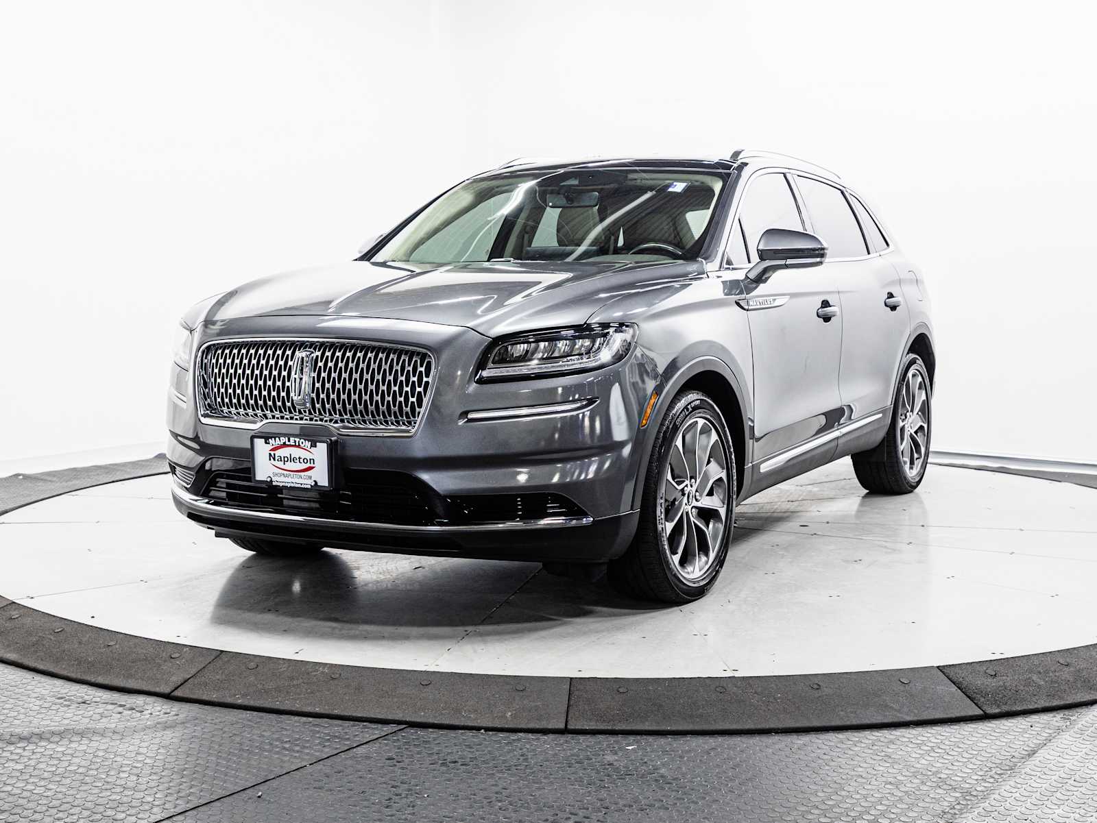2022 Lincoln Nautilus Reserve AWD's photo