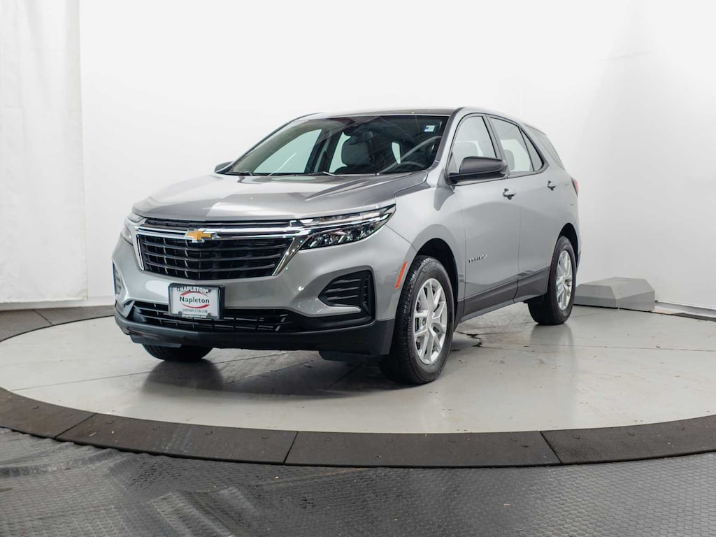 Used 2023 Chevrolet Equinox LS AWD