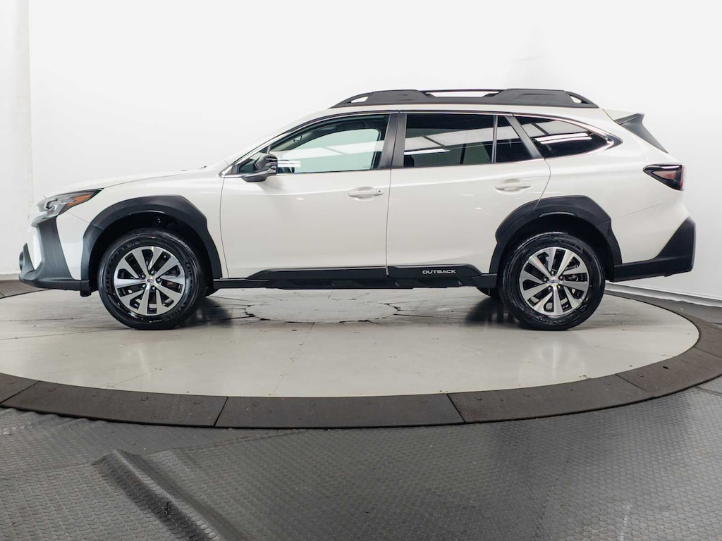Used 2024 Subaru Outback Premium AWD
