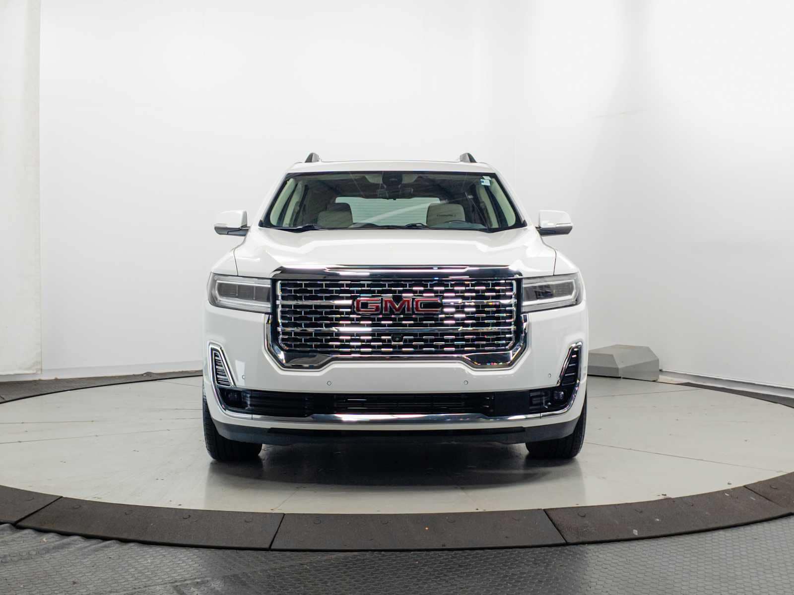 2022 GMC Acadia Denali - Photo 27