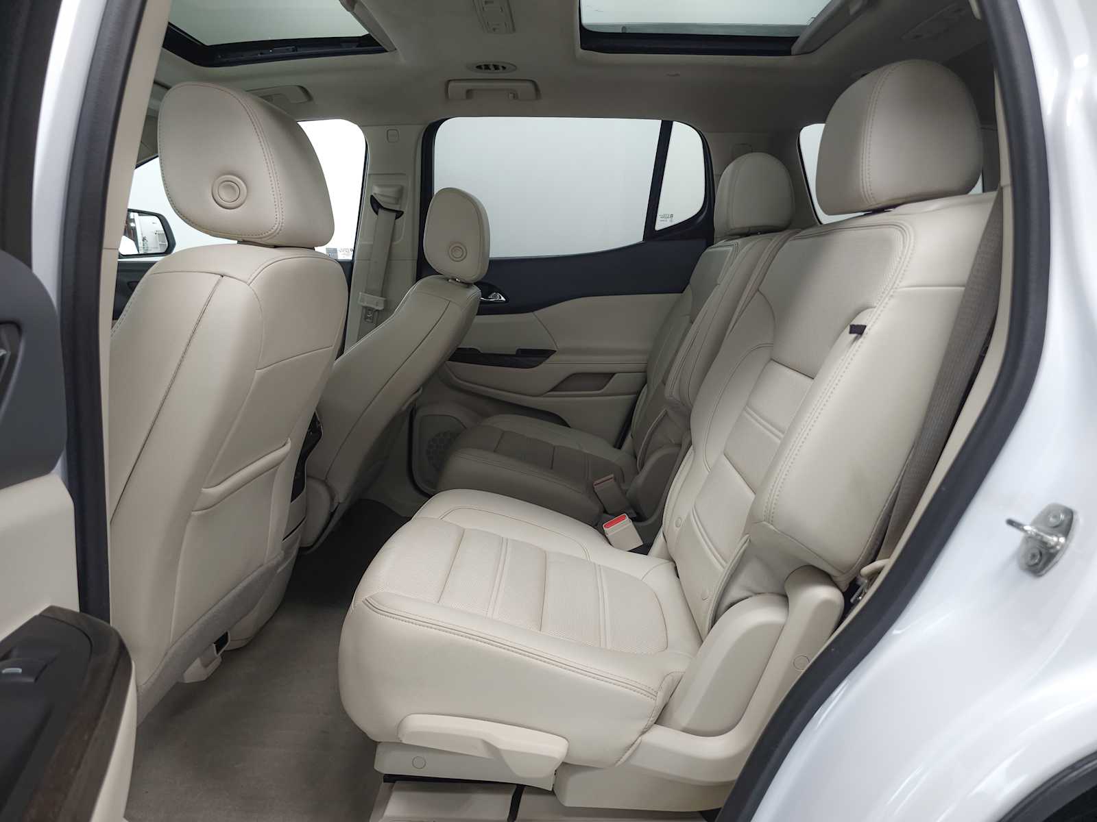 2022 GMC Acadia Denali - Photo 17