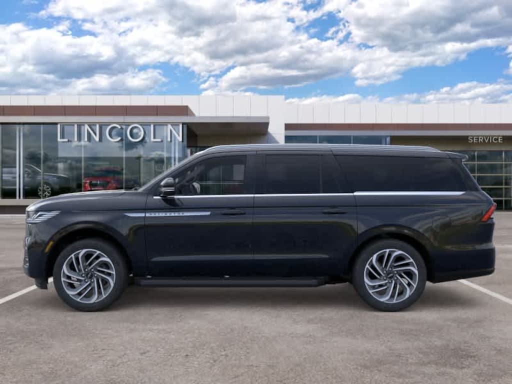 New 2026 Lincoln Navigator L Premiere 4x4