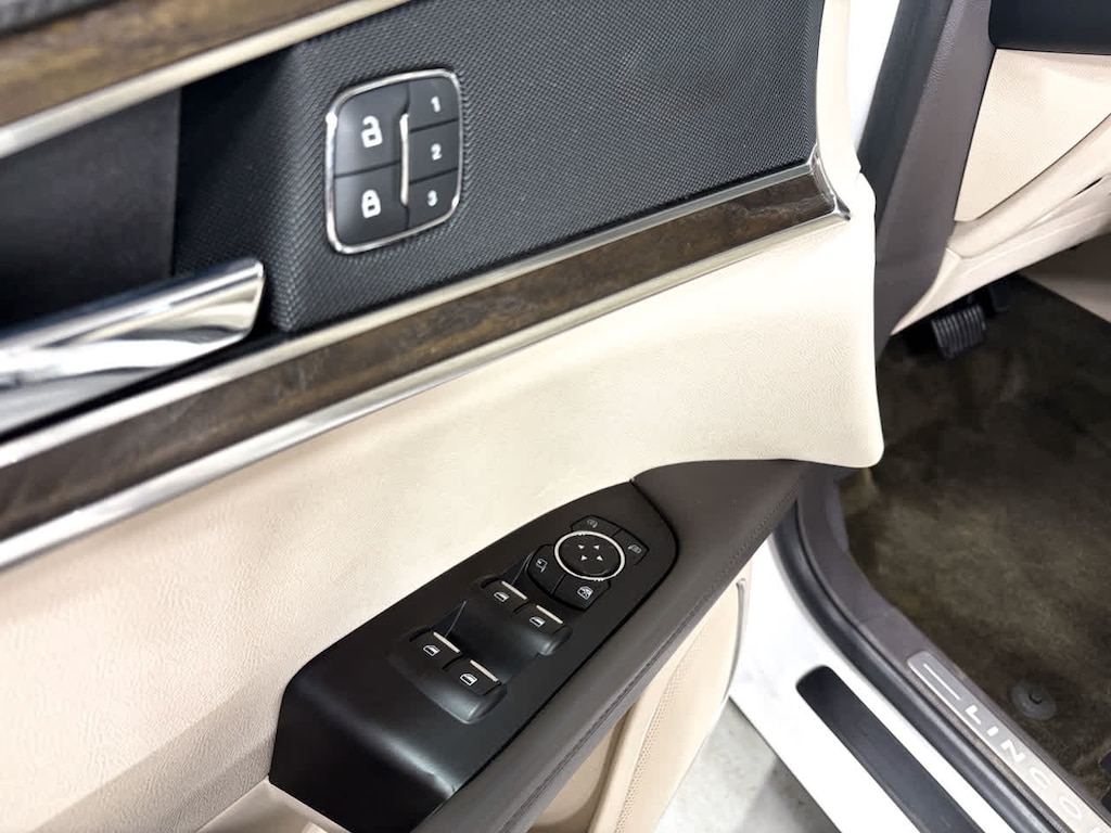 Used 2018 Lincoln MKX Reserve FWD