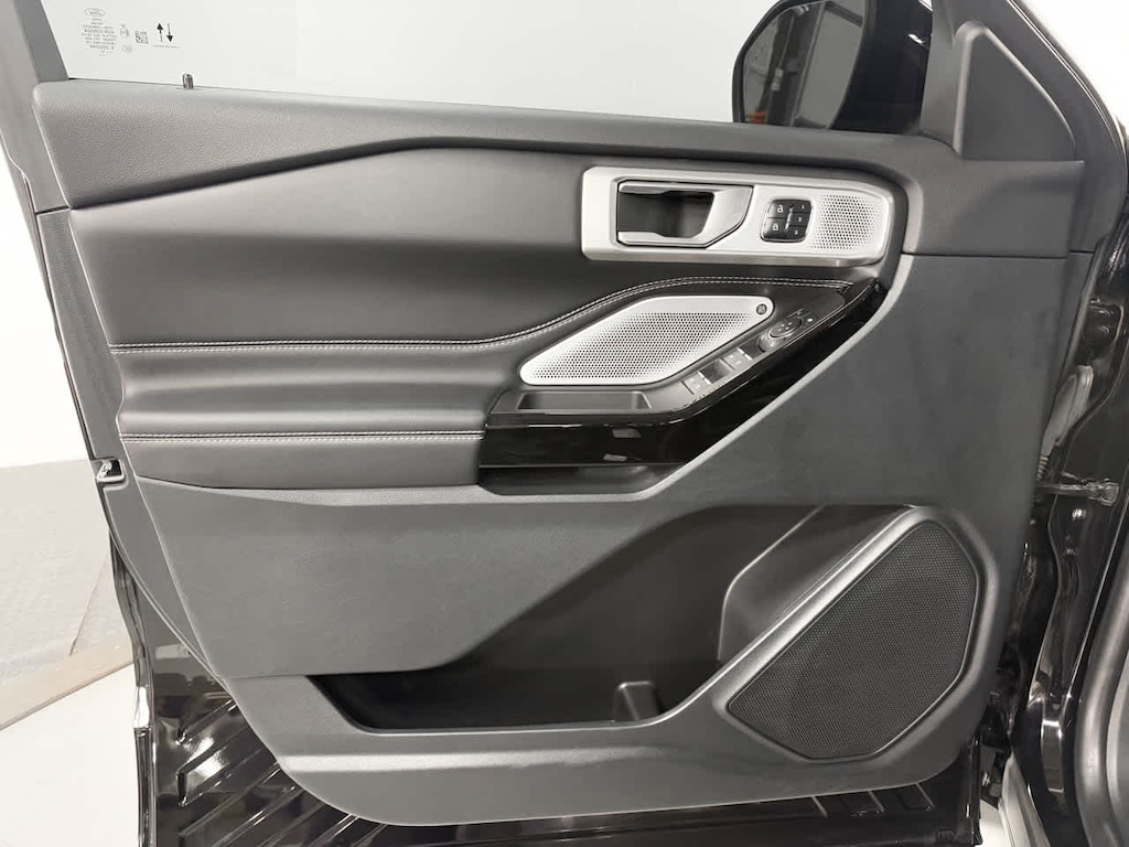 Used 2023 Ford Explorer ST 4WD