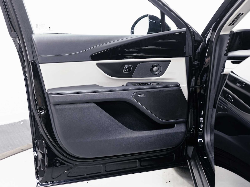 Certified 2024 Lincoln Nautilus Reserve AWD