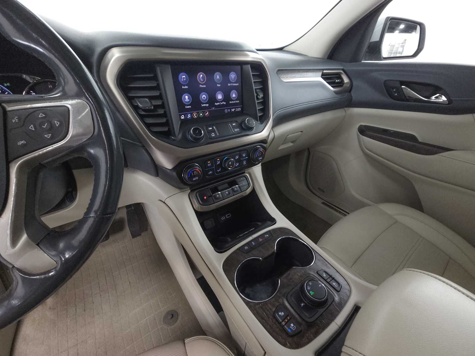 2022 GMC Acadia Denali - Photo 10