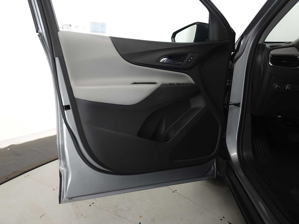Used 2023 Chevrolet Equinox LS AWD