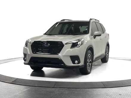 2022 Subaru Forester Premium CVT