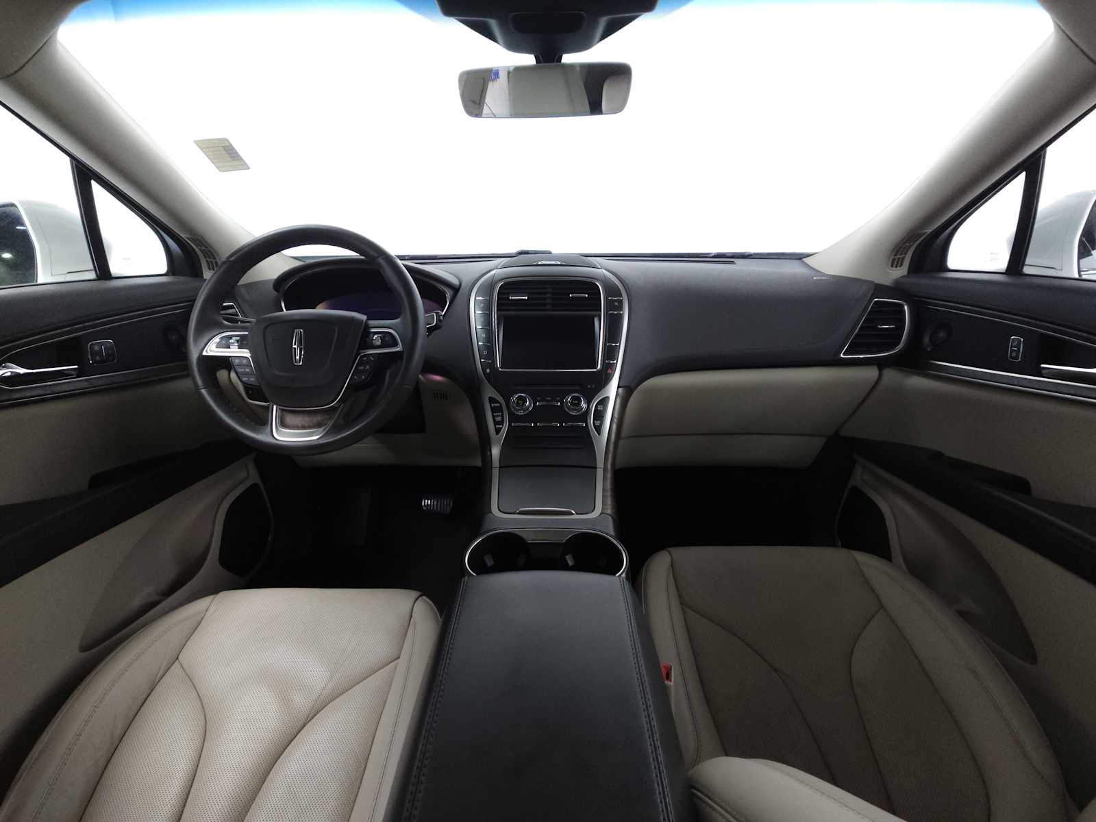 2020 Lincoln Nautilus Reserve - Photo 16