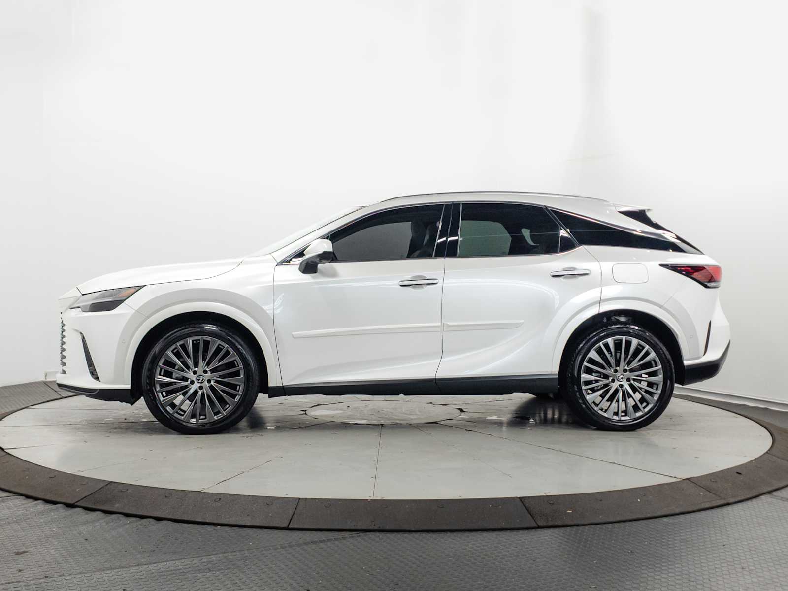 Used 2023 Lexus RX 350h Luxury AWD