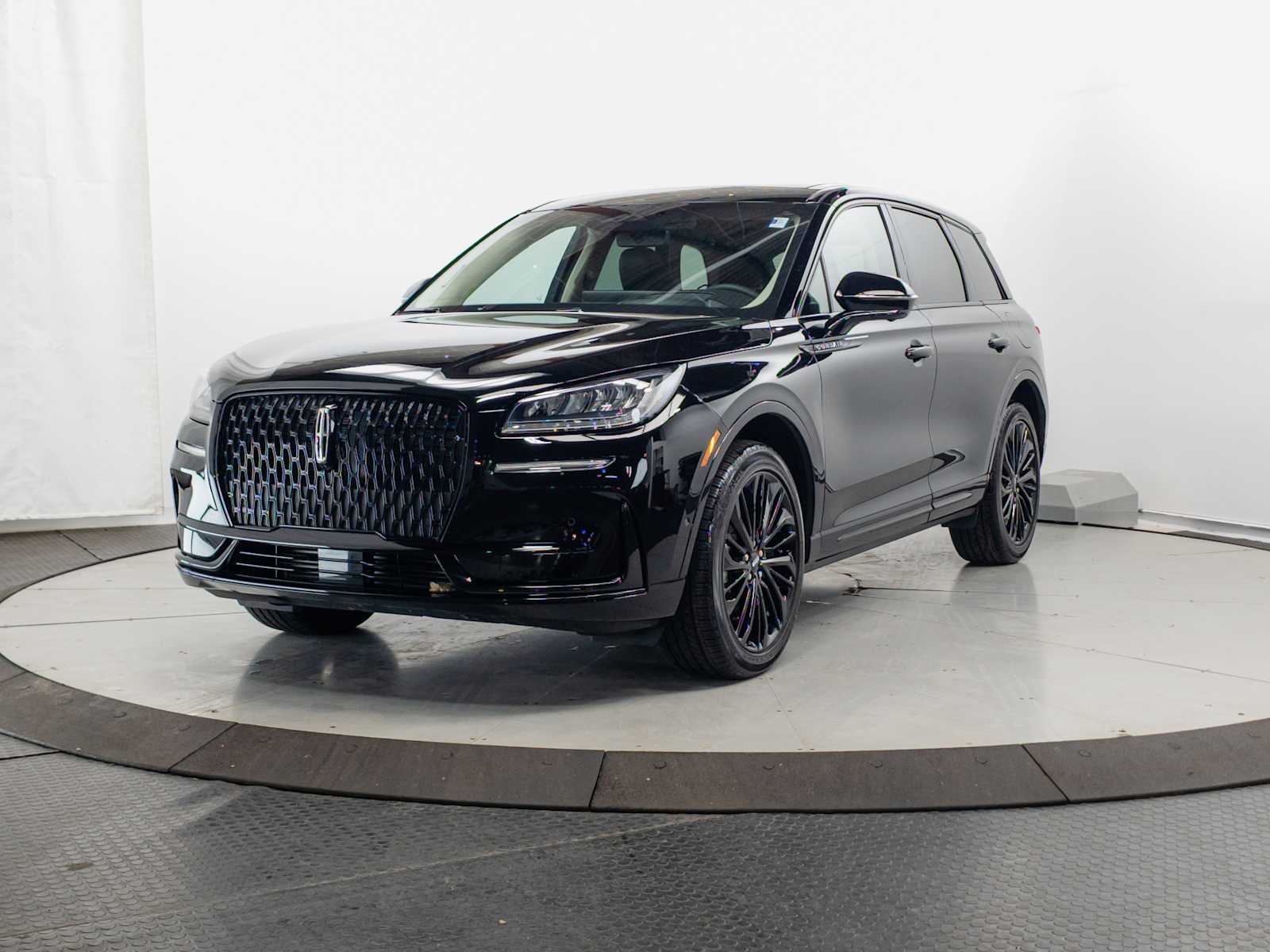 2023 Lincoln Corsair AWD's photo